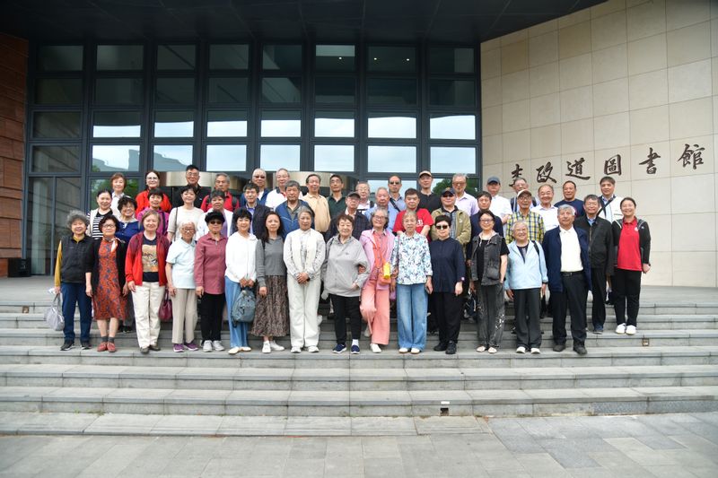 图11 培训班学员合影.JPG