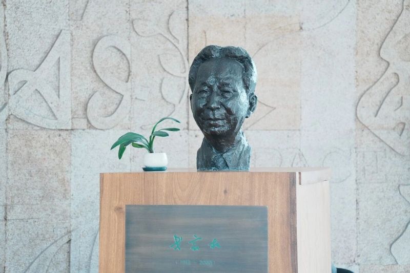 戈宝权.jpg